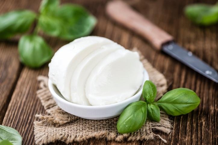 Czemu zawdzięcza swoją popularność ser Mozzarella?